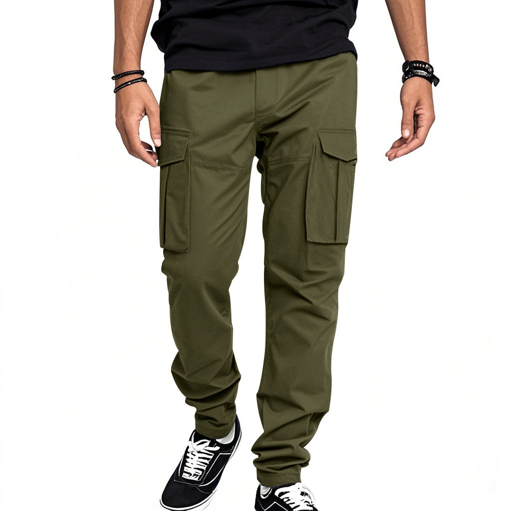 Herren nan Utility-Cargohose mit großen aufgesetzten Klappentaschen und schmal zulaufender Silhouette Drune