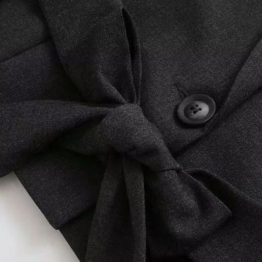 Damen modische Kurzjacke mit elegantem Schnitt und praktischen Details Drune