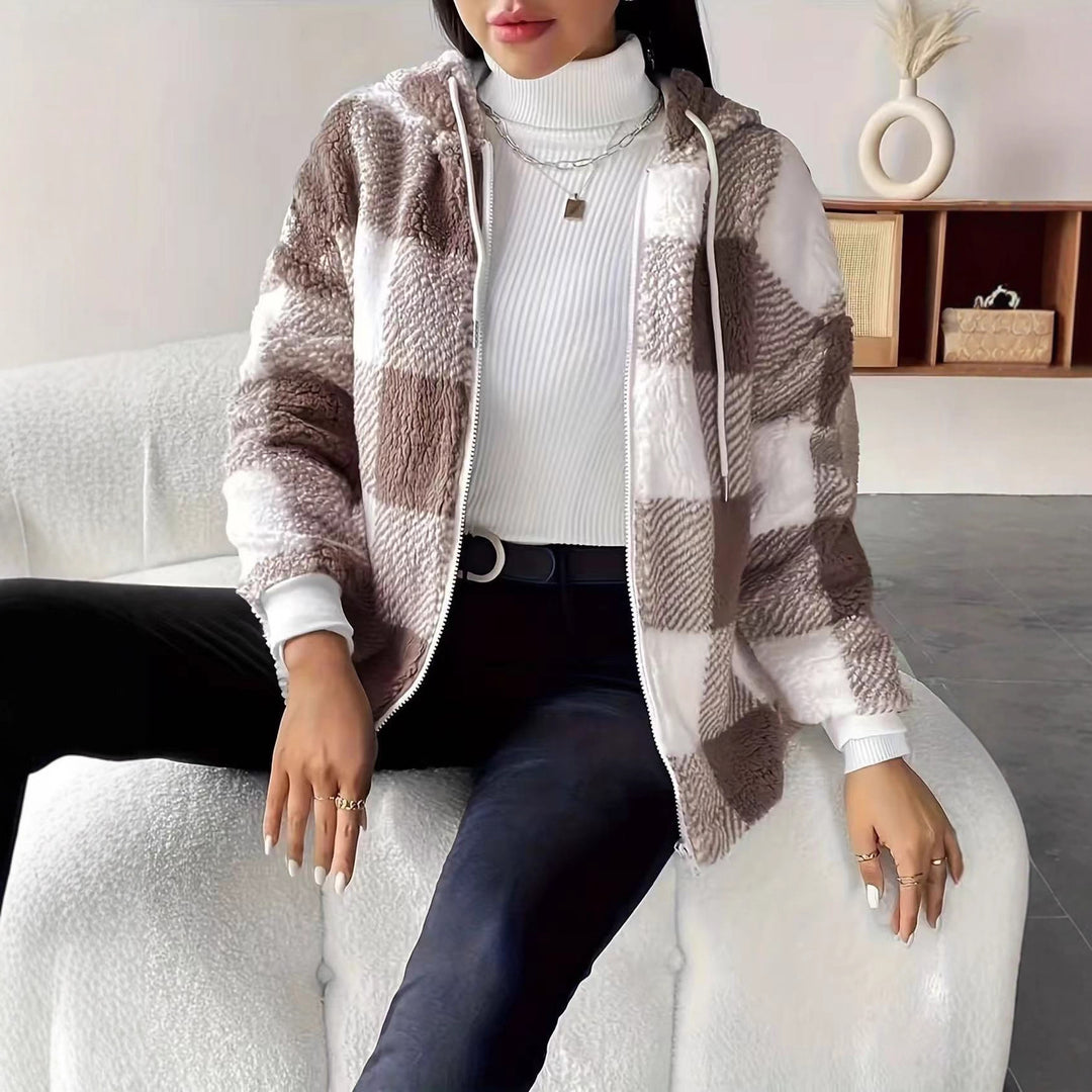 Damen Übergangsjacke aus weichem Teddy-Material mit Karo-Muster Drune