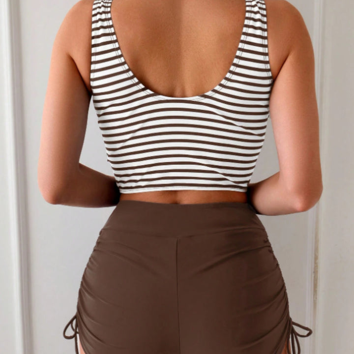 Damen Crop-Top und hochgeschnittene Shorts mit Wickeldesign Drune