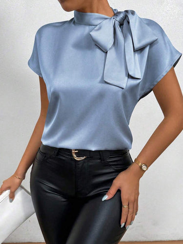 Drune | Satinbluse Kurzarm Hoher Kragen Mit Schleife Eleganter Entspannter Schnitt