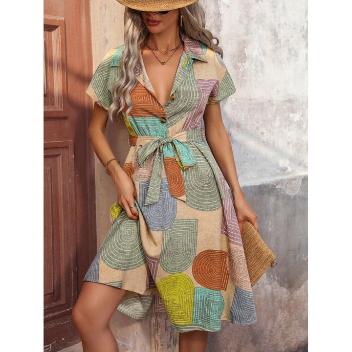 Damen Hemdkleid mit buntem geometrischem Muster und Taillengürtel Drune
