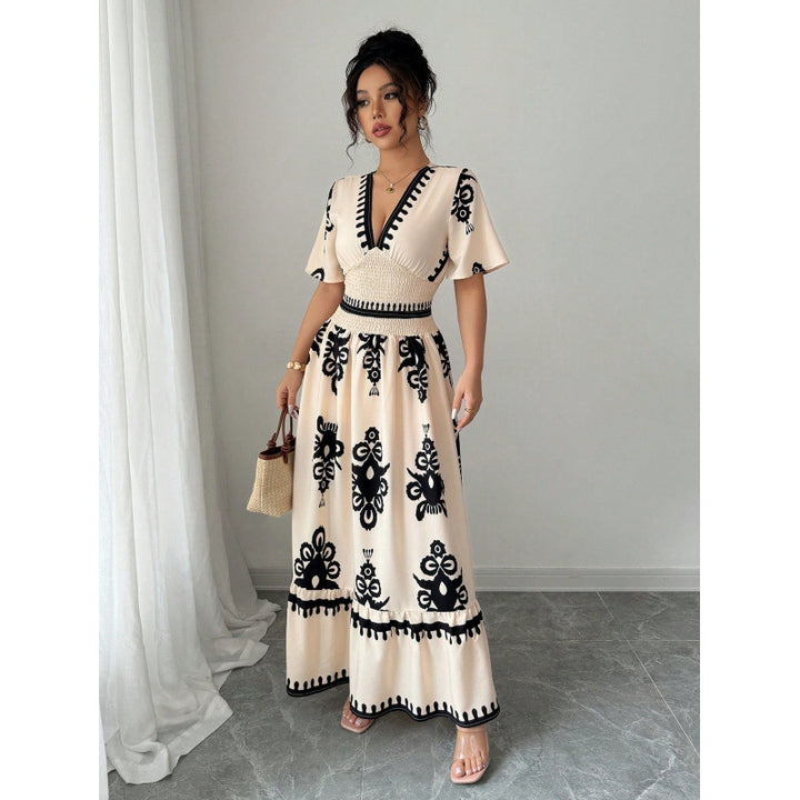 Damen Maxikleid mit floralem Design und dekorativen Rüschen Drune