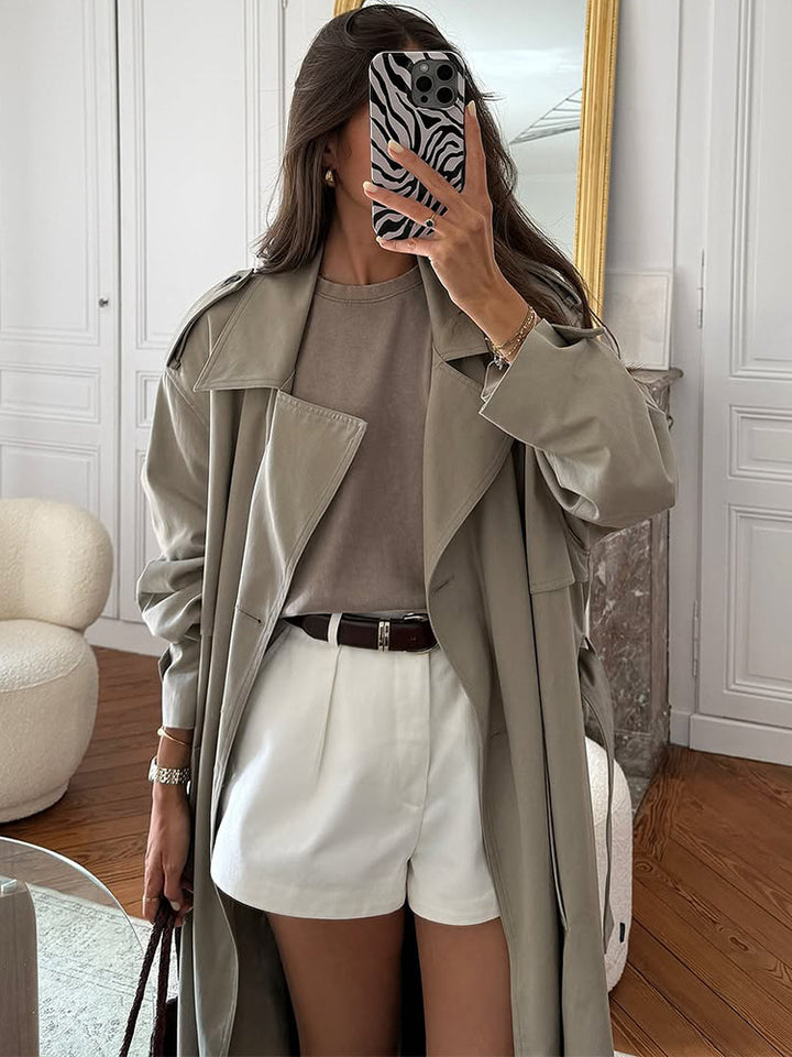 Damen eleganter Trenchcoat mit minimalistischem Design und praktischen Taschen Drune