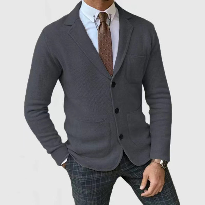 Herren Strickblazerjacke mit hohen Taschen und eleganter Knopfleiste Drune