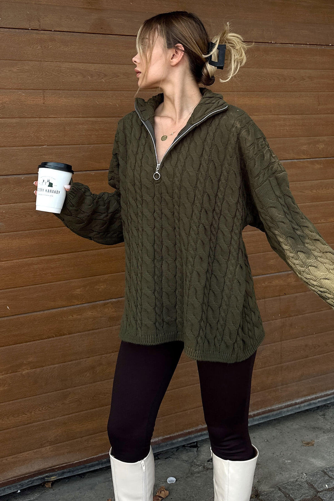 Damen Strickpullover mit halbem Reißverschluss und Zopfmuster Drune