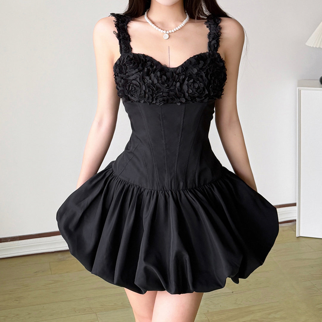 Damen Minikleid mit floralem Spitzenoberteil und voluminösem Rock Drune