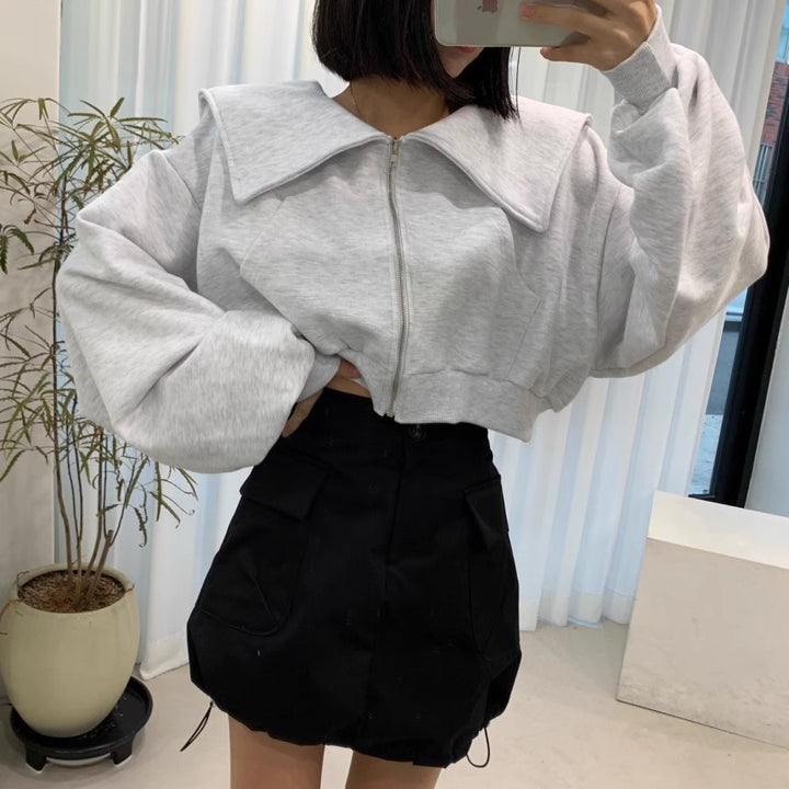 Damen cropped Sweatjacke mit großem Kragen Drune