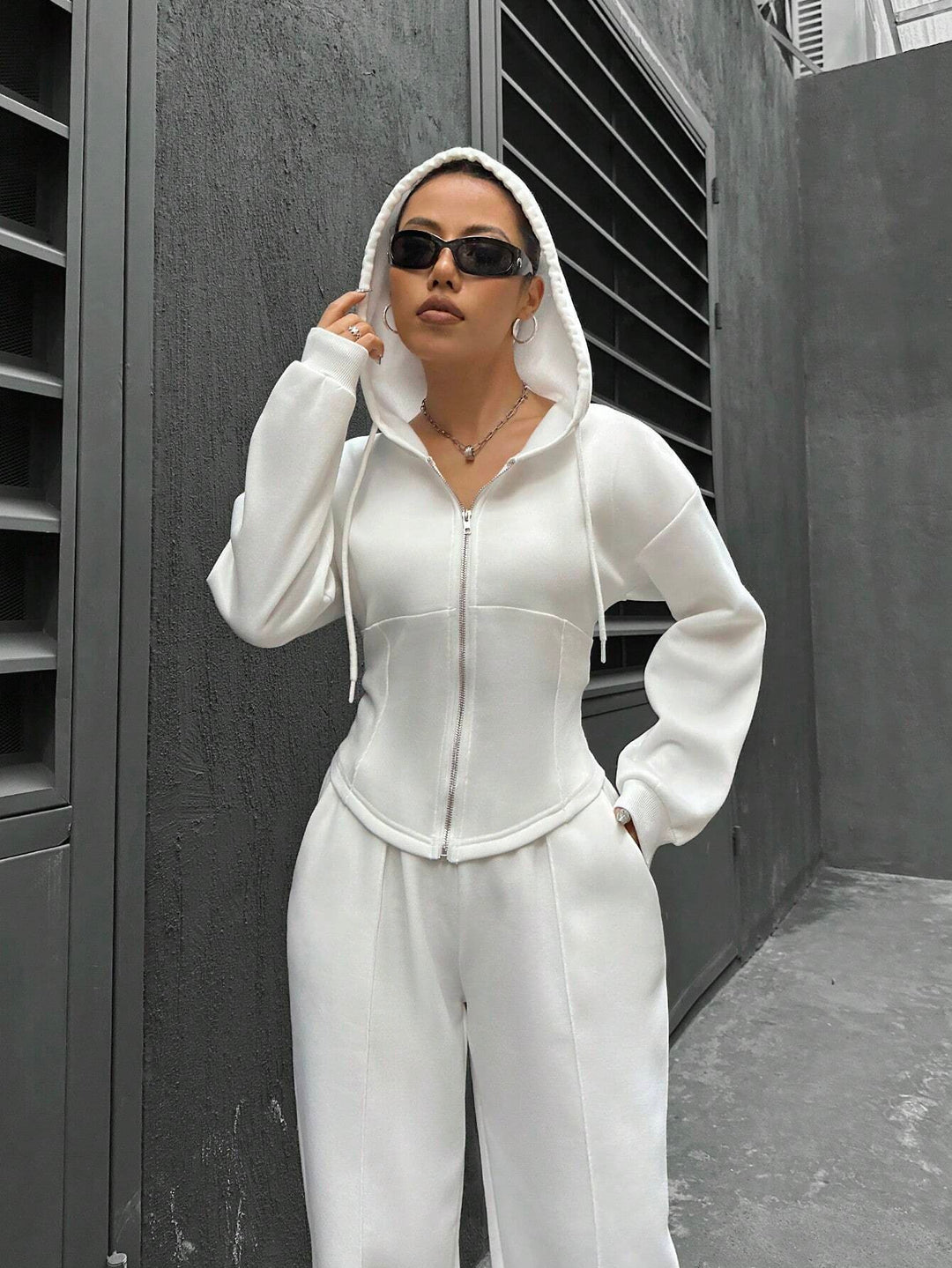 Damen modischer Zip-Hoodie mit tailliertem Schnitt Drune