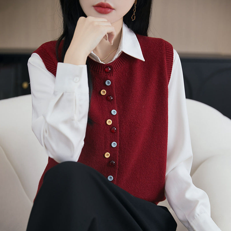 Damen Strickweste mit bunten Knopfdetails und feinem Material Drune