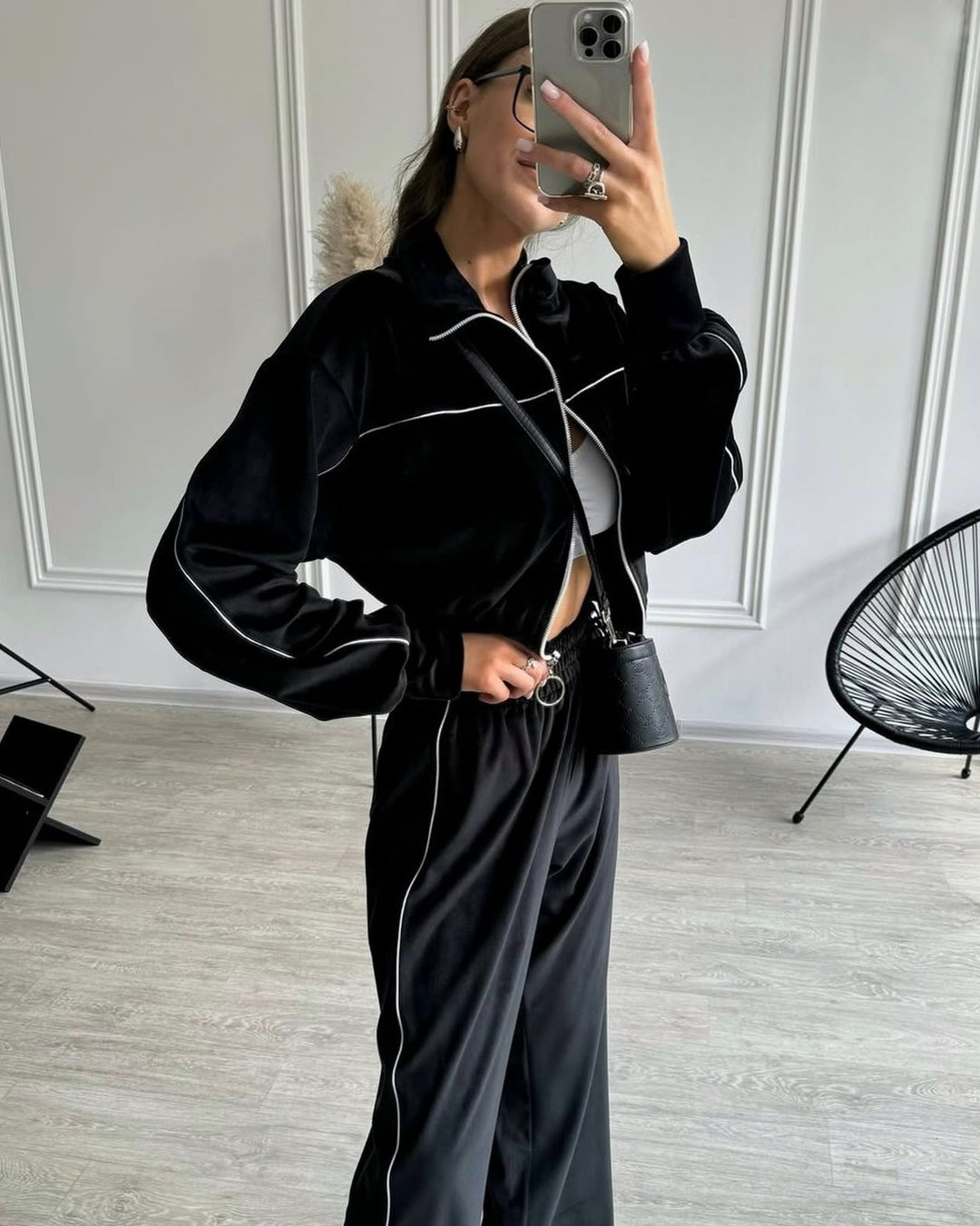 Damen Sportliches Velours-Joggingset mit hohem Kragen und Reißverschluss Drune