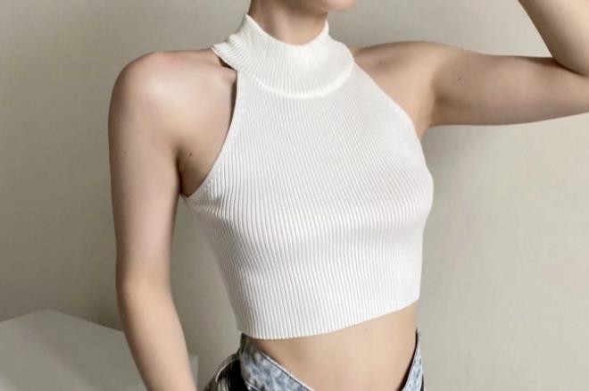 Damen Crop-Top mit hohem Kragen und Rippstruktur Drune