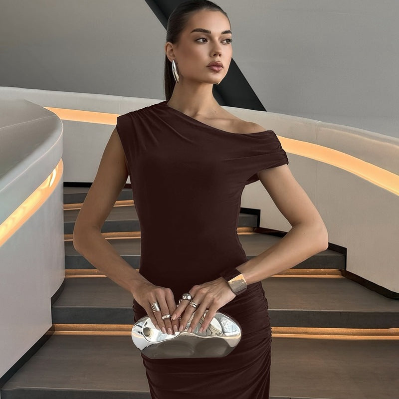 Damen Elegantes Maxikleid mit asymmetrischem Ausschnitt und Raffungen Drune