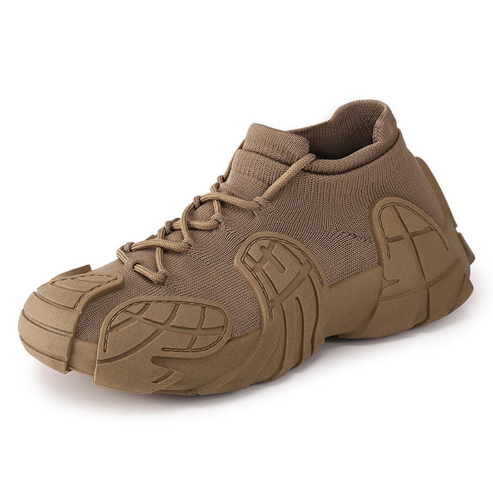 Herren nan massiver Sneaker mit sockenähnlichem Strickschaft, geformten Gummiapplikationen und griffiger Profilsohle Drune