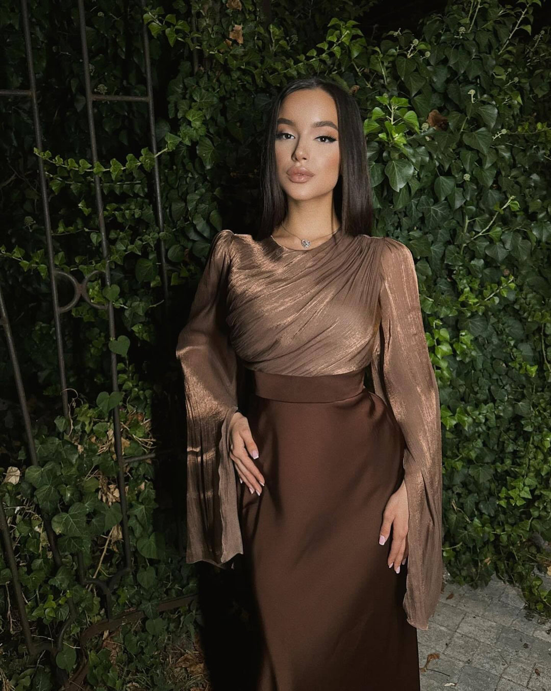 Damen Abendkleid mit eleganter Drapierung Drune