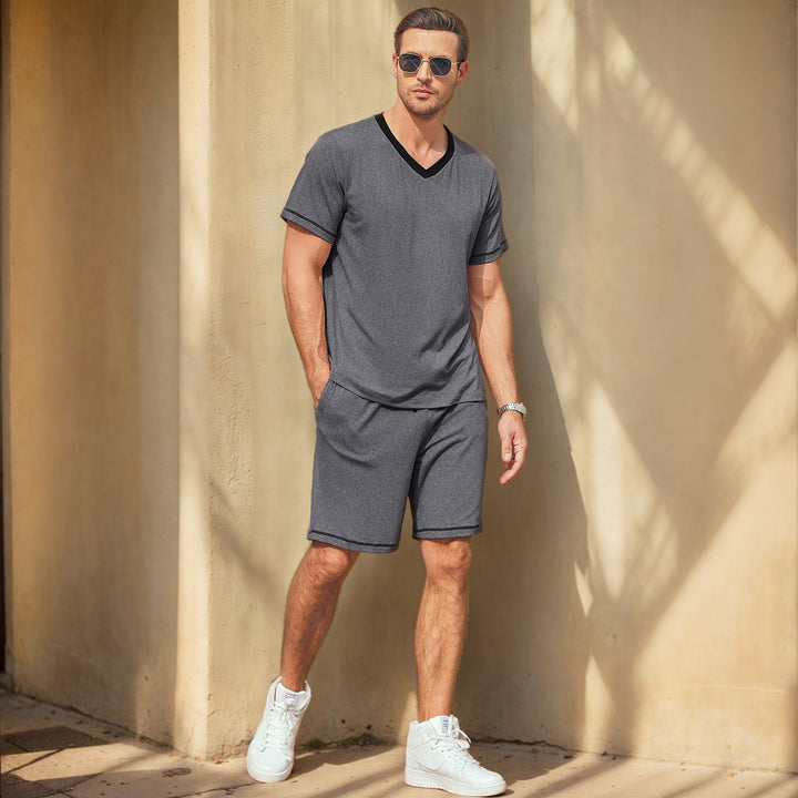 Herren lässiges Freizeit-Set aus atmungsaktivem Material mit modernem V-Ausschnitt Drune