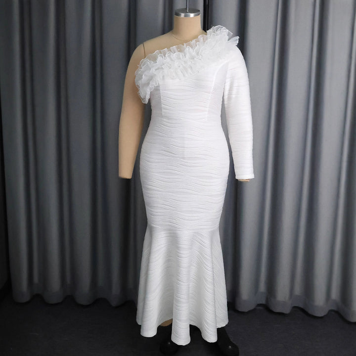 Damen figurbetontes Abendkleid mit asymmetrischem Rüschen-Ausschnitt Drune