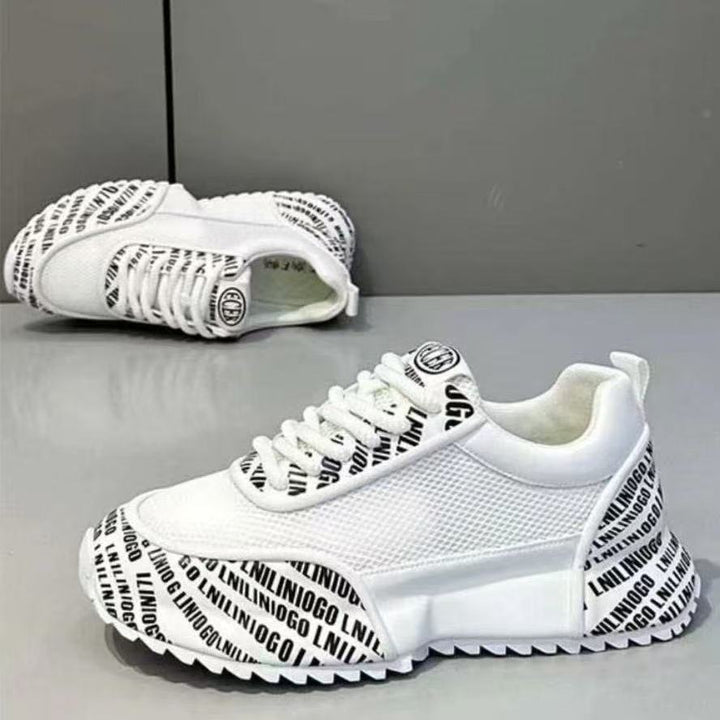 Damen Sportliche Sneakers mit markantem Schriftzug Drune