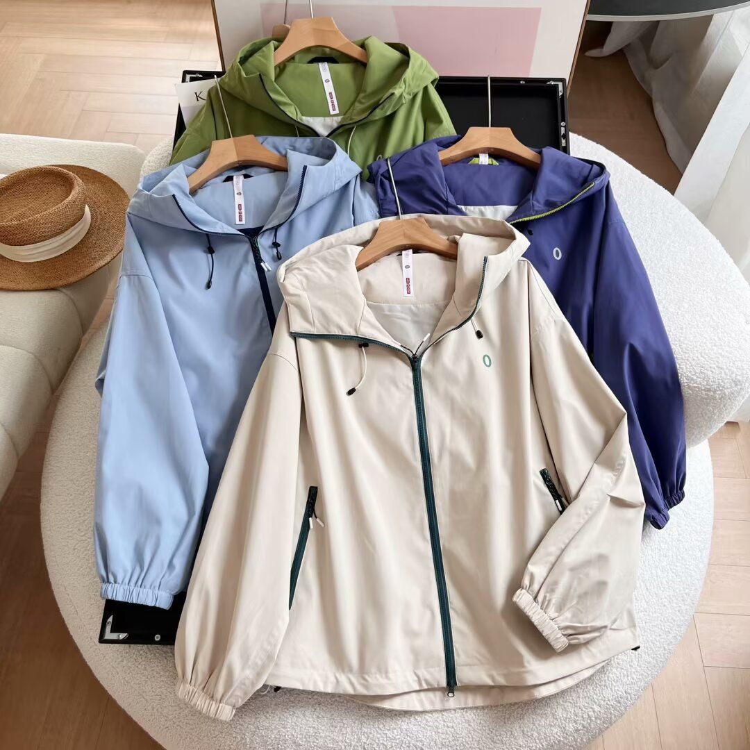 Damen leichte Windbreaker-Jacke mit seitlichen Reißverschlusstaschen Drune