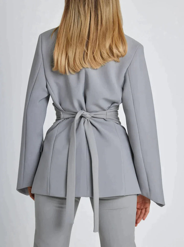 Drune | Eleganter Blazer mit Gürtel