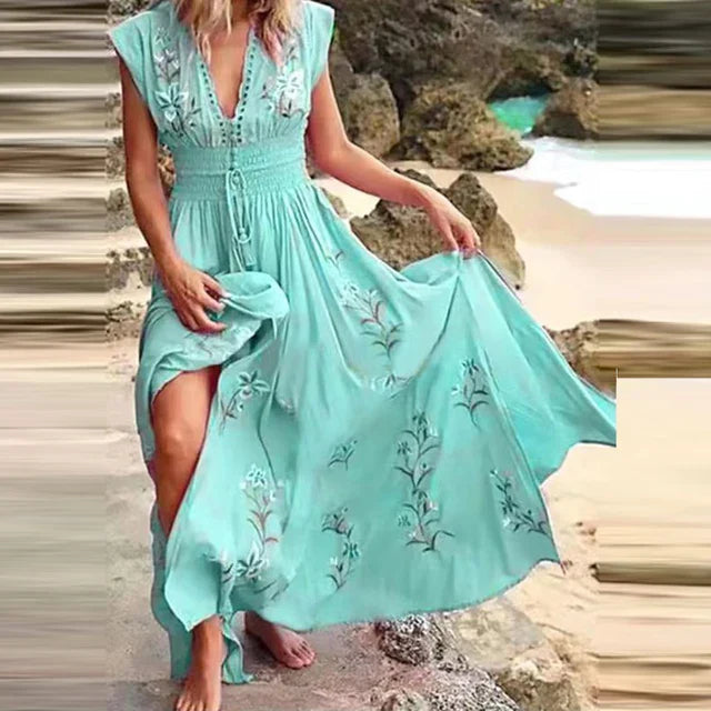 Drune | Bohemian Maxi Kleid Mit V-ausschnitt Und Eleganten Stickereien