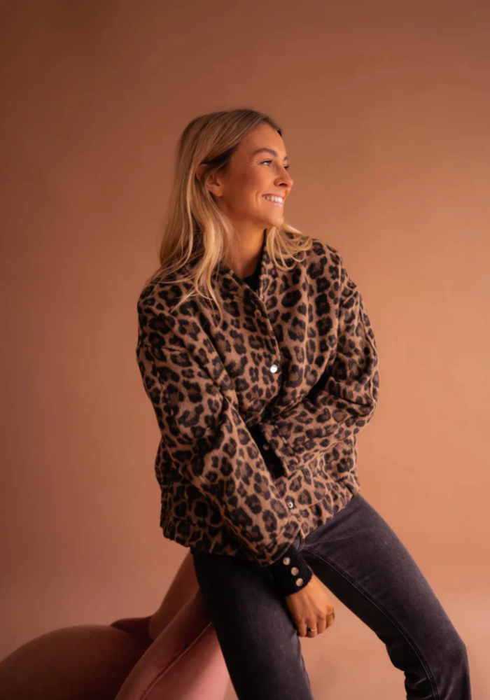Drune | Leopard Bomberjacke