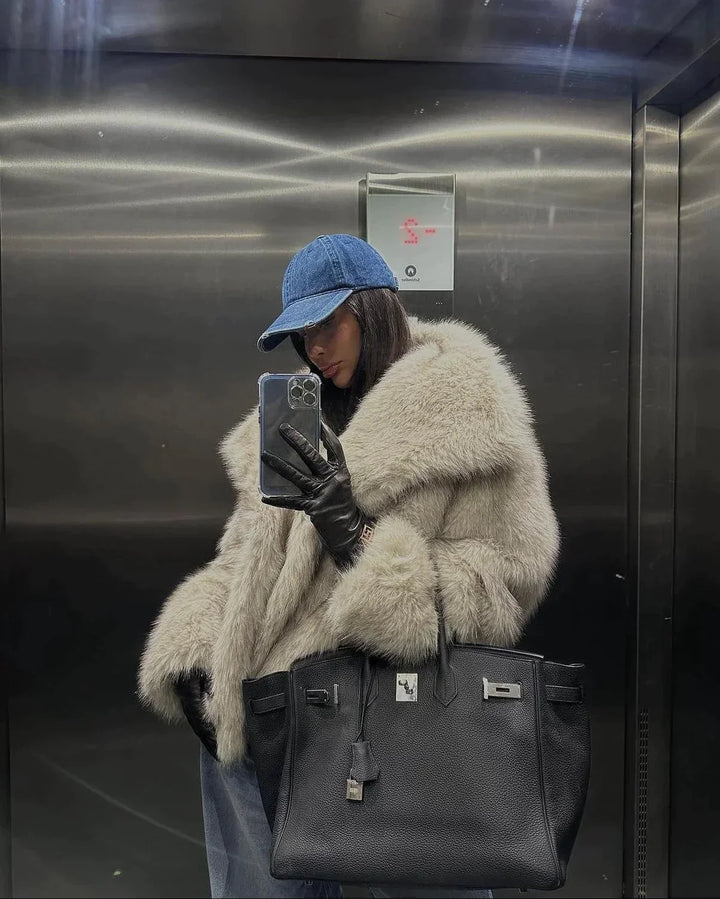 Drune Damen Pelzmantel mit luxuriösem Touch - Winter 2024 Edition