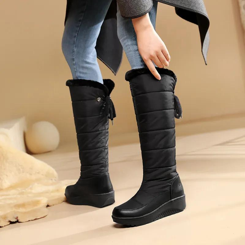 Drune | Plüsch Schnür-Winterstiefel für Frauen – Gemütlich & Stylisch