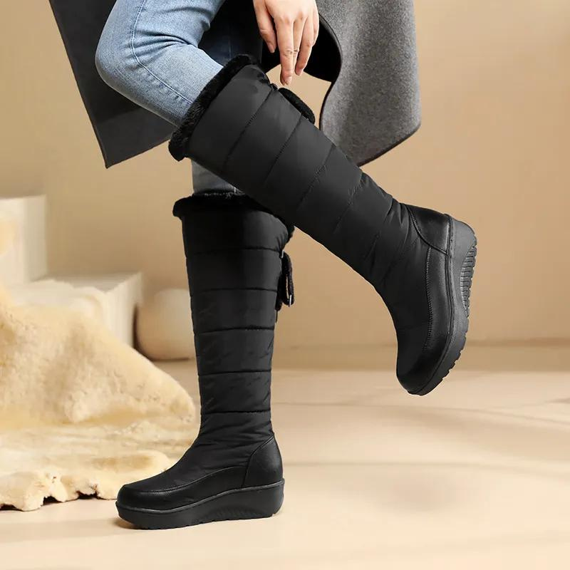 Drune | Plüsch Schnür-Winterstiefel für Frauen – Gemütlich & Stylisch