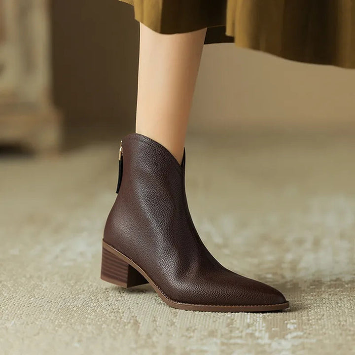 Drune | Spitz zulaufende Stiefeletten für Damen – Schick & Vielseitig Stil