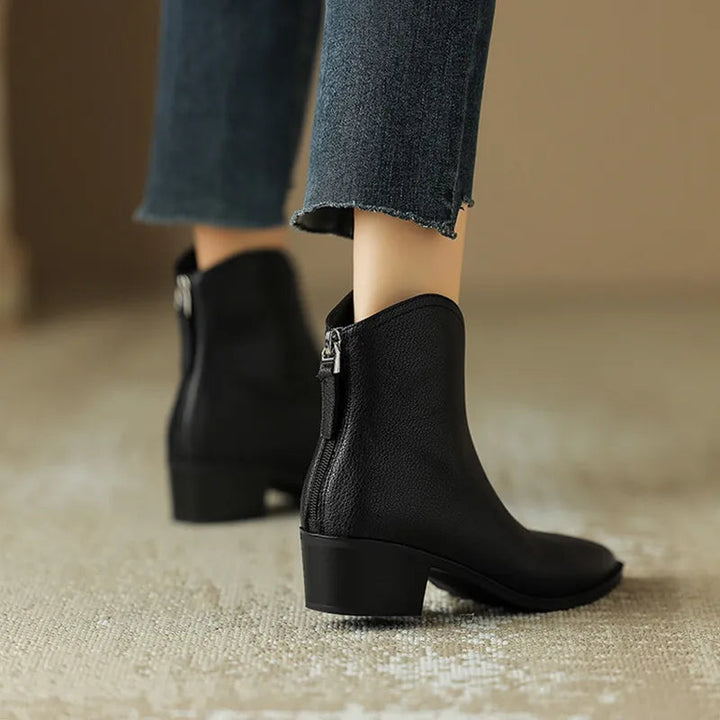 Drune | Spitz zulaufende Stiefeletten für Damen – Schick & Vielseitig Stil