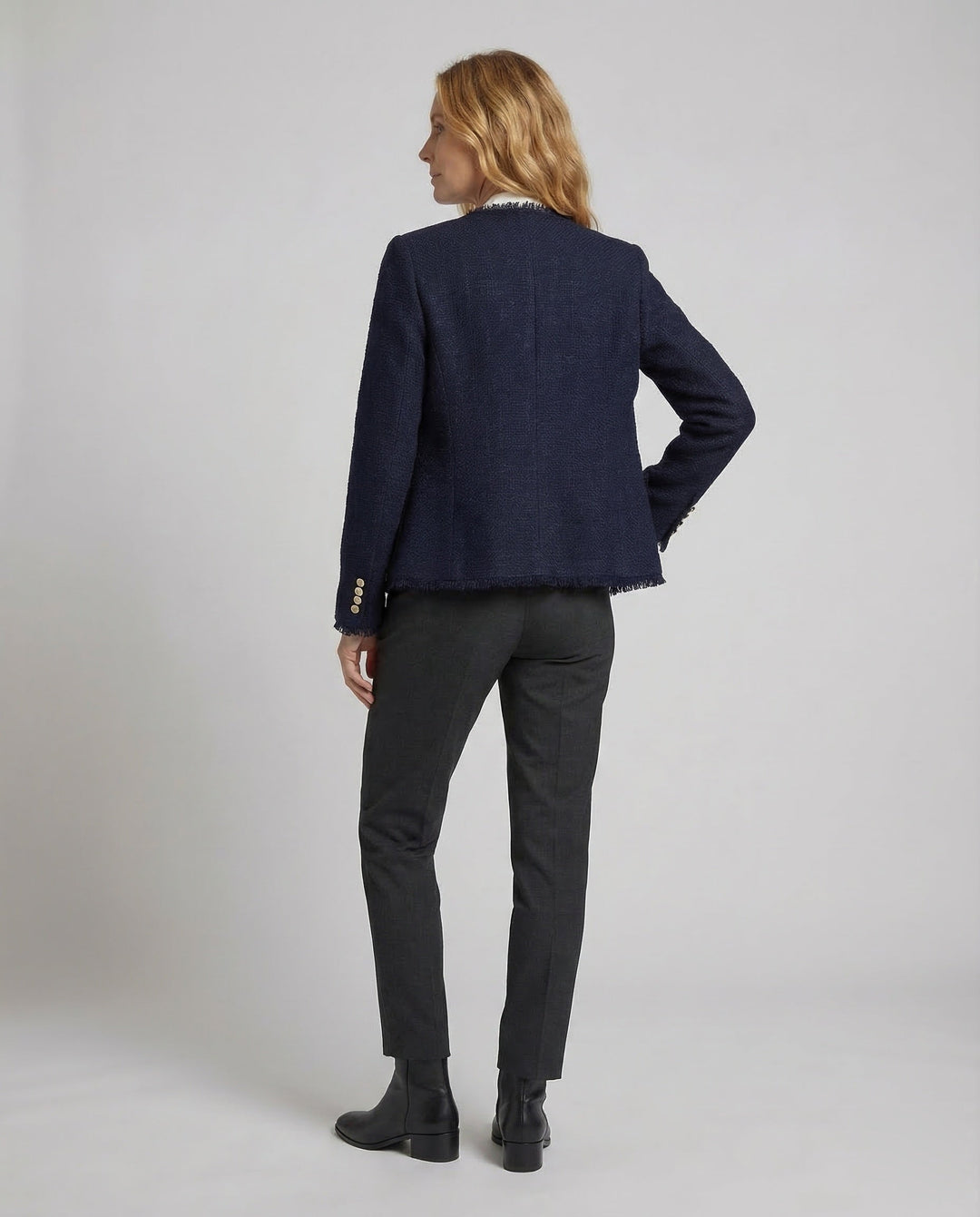 Product 15539104973130 - back_view