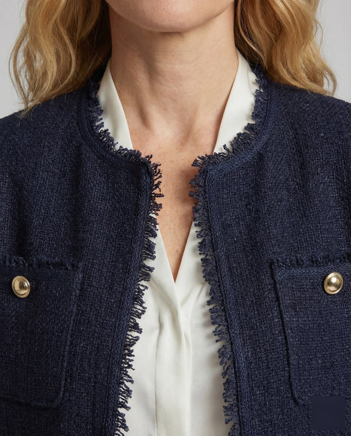 Product 15539104973130 - close_up_detail