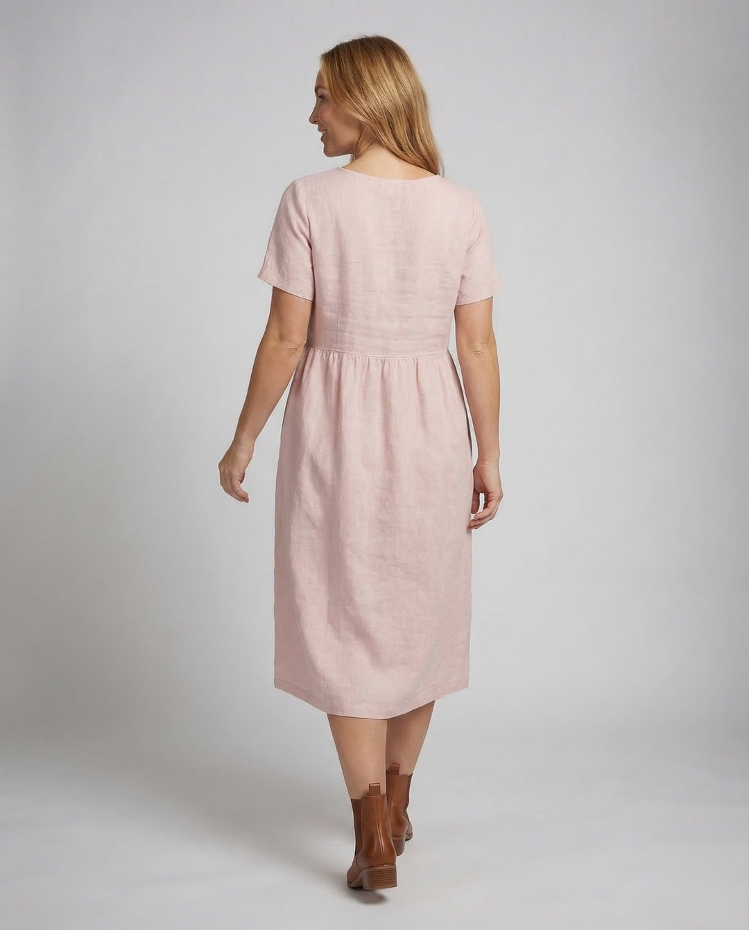 Product 15546787856714 - back_view