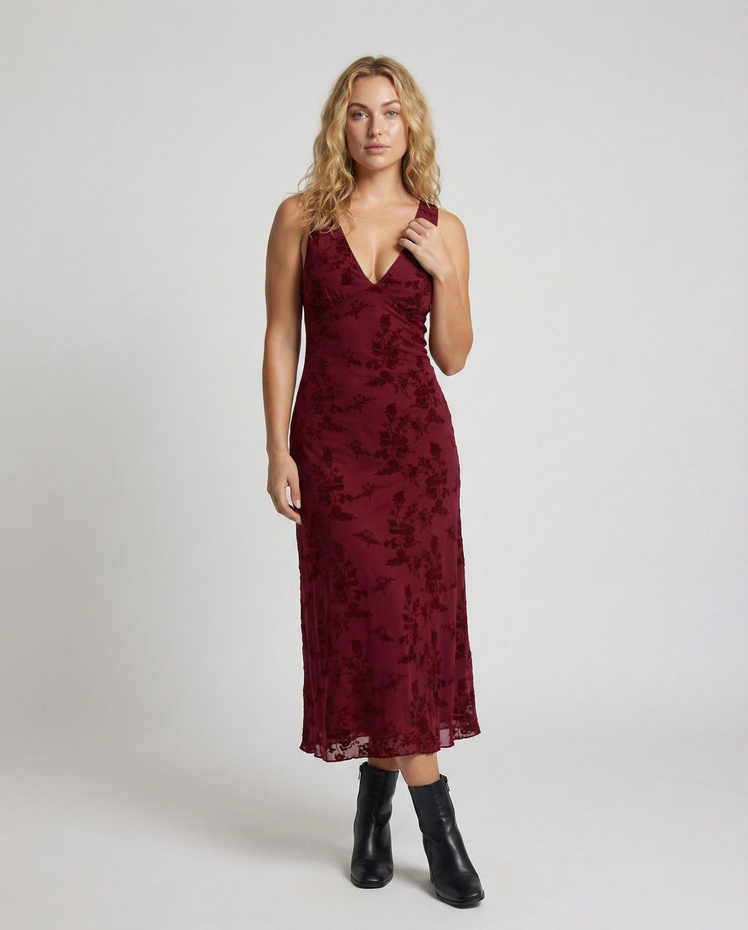 Product 15560995569994 - full_body_front