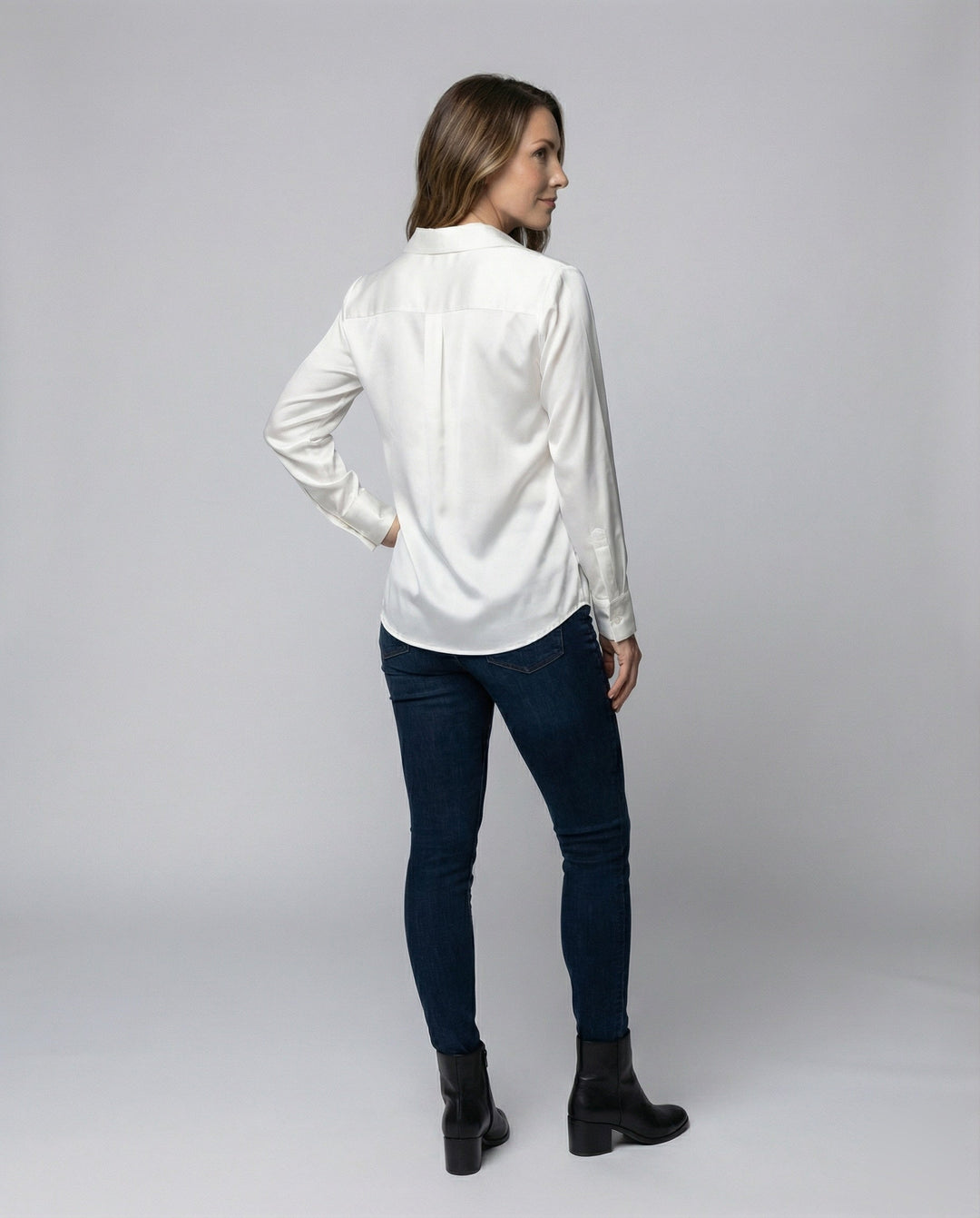 Product 15564330008906 - back_view