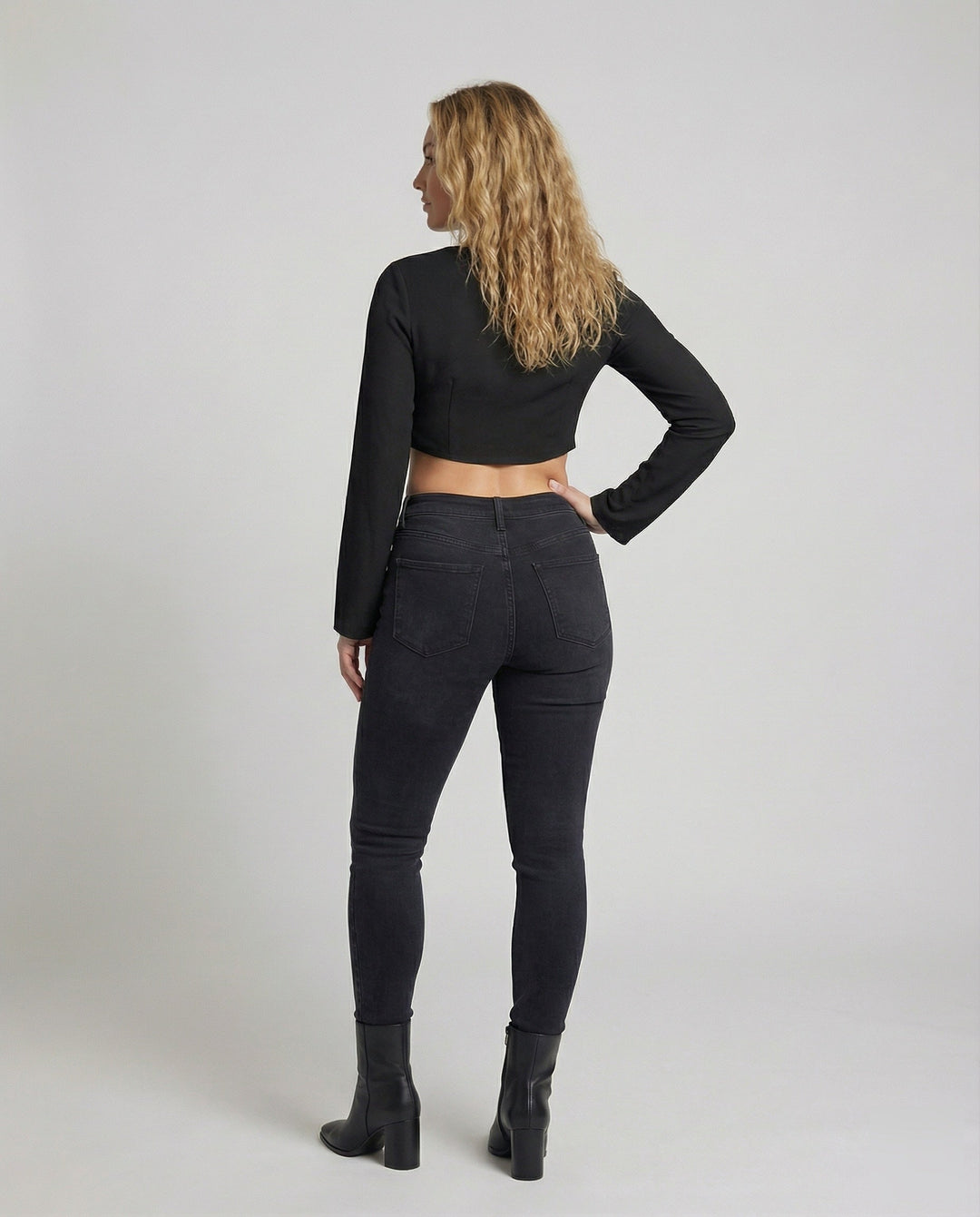 Product 15579319402826 - back_view