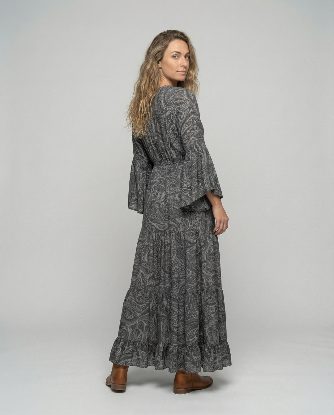 Product 15582720524618 - back_view