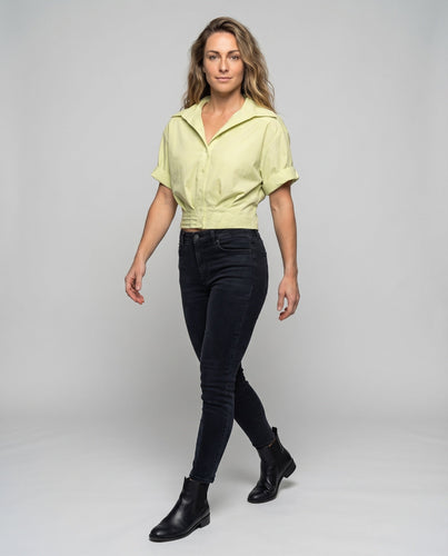 Damen Kurzbluse Matrosenkragen Puffärmel Tailliert