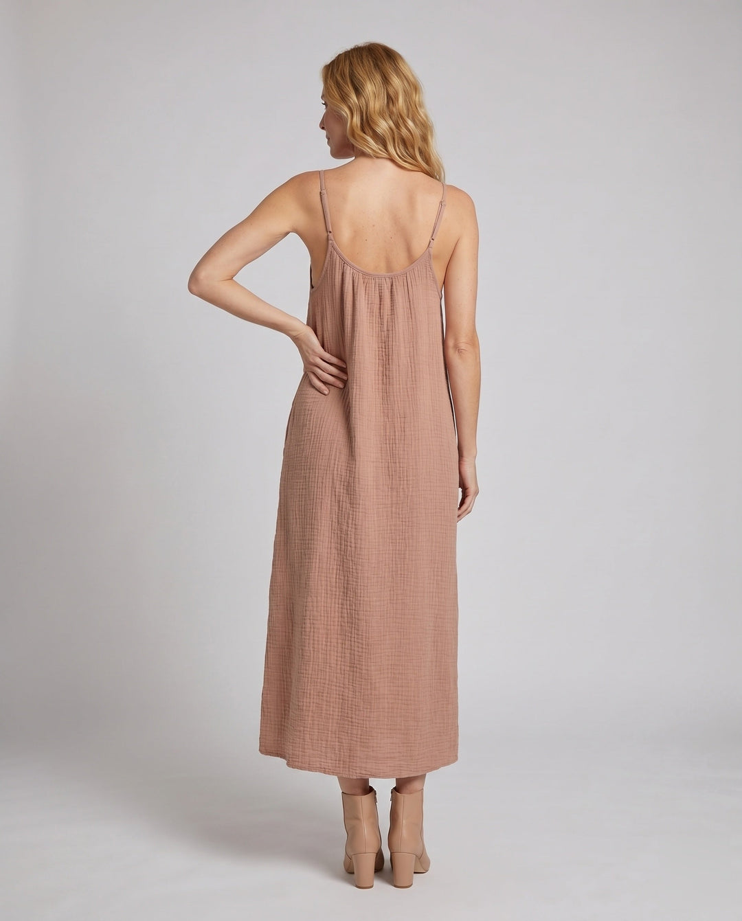 Product 15611889484106 - back_view