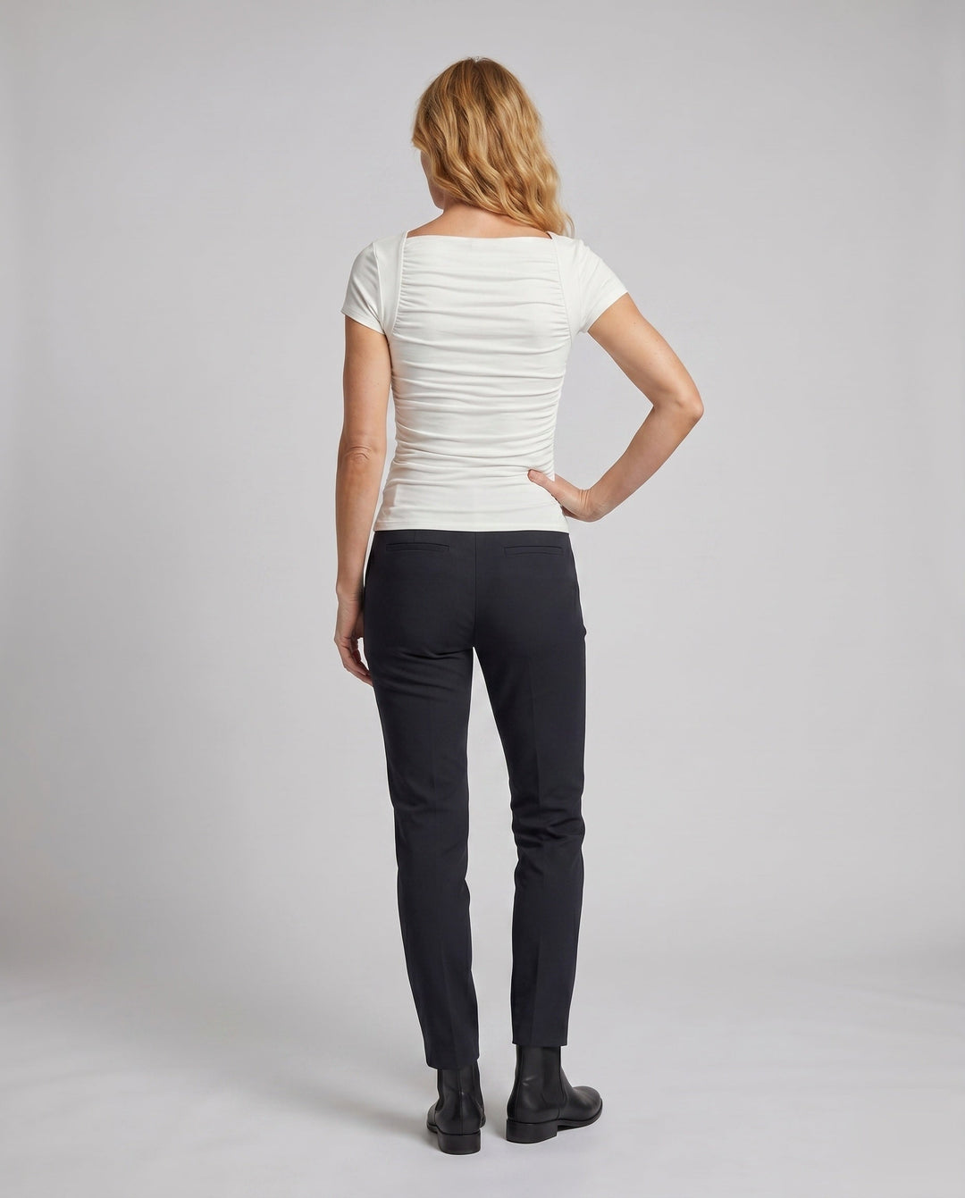 Product 15624556773706 - back_view