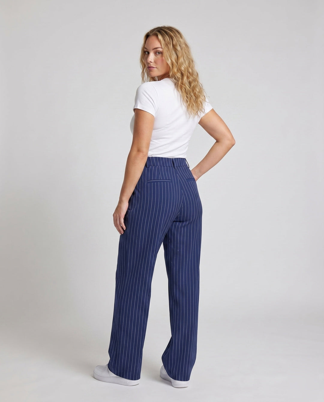 Product 15625011691850 - back_view