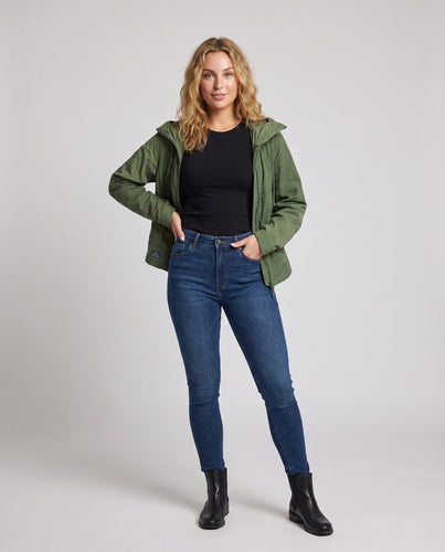 Damen atmungsaktive Funktionsjacke mit verstellbarer Kapuze und praktischem Taschenlayout Drune
