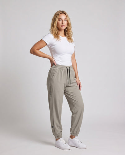 Damen sportliche und bequeme Laufhose Drune