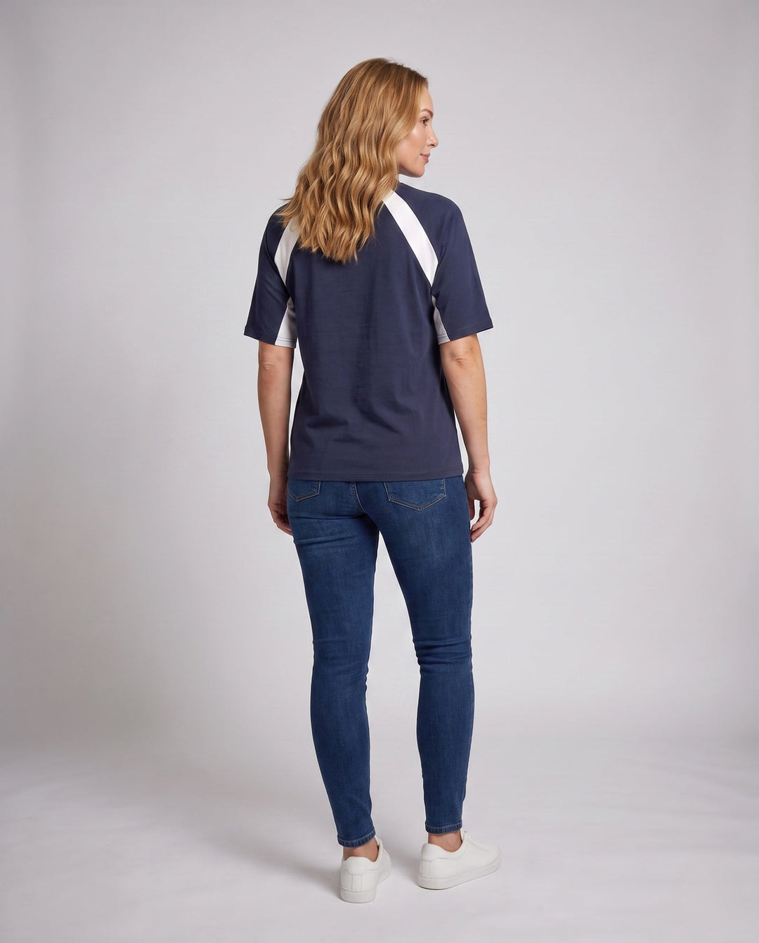 Product 15876148953418 - back_view