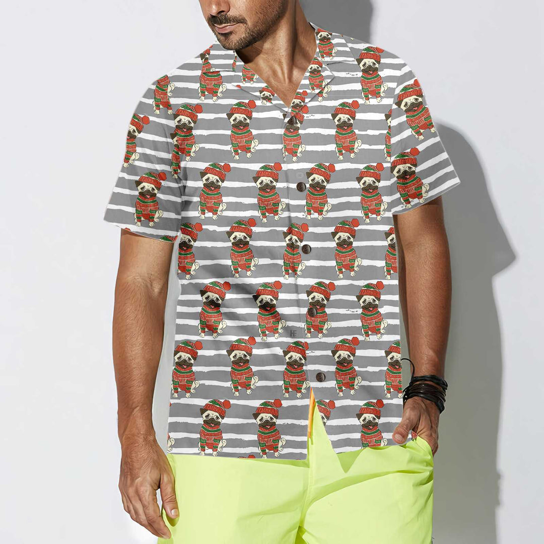 Drune | Pug In Sweatshirt und Wintermütze Hawaiian Shirt, Lustiges Pug Weihnachts Shirt