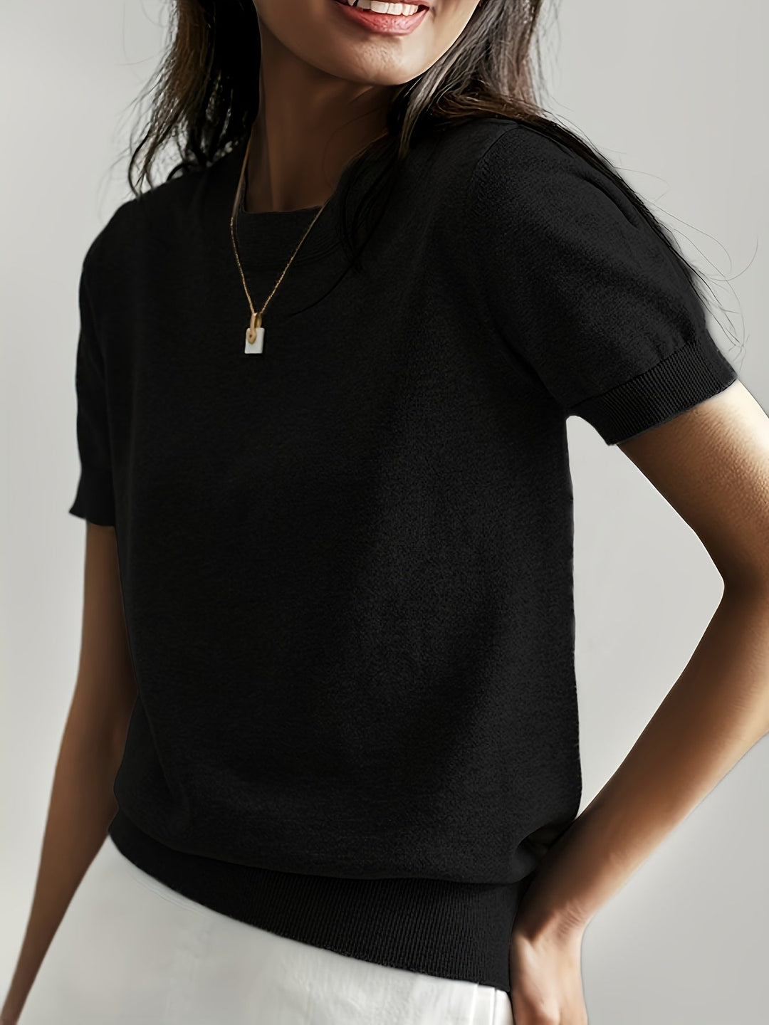 Drune | Stilvolles Strick T-shirt Für Damen