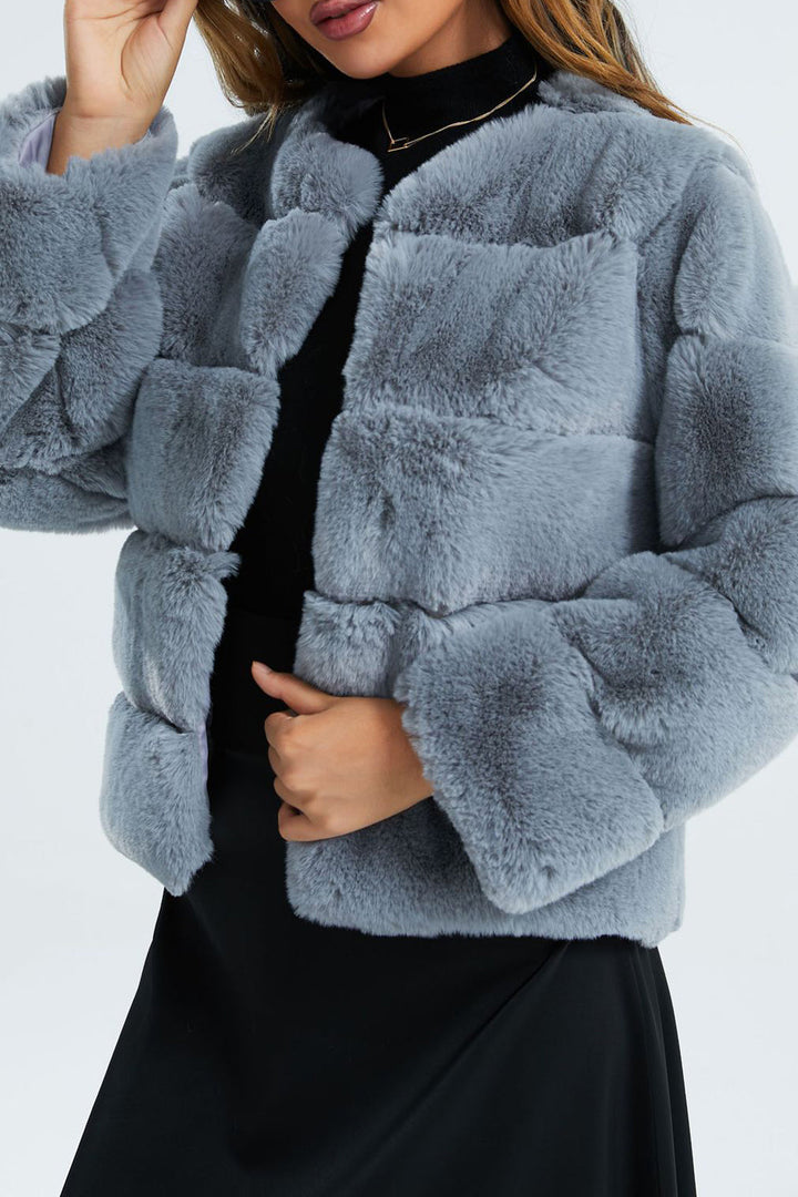 Drune | Damen Kurze Kunstpelzjacke mit Revers und Weichem Stoff