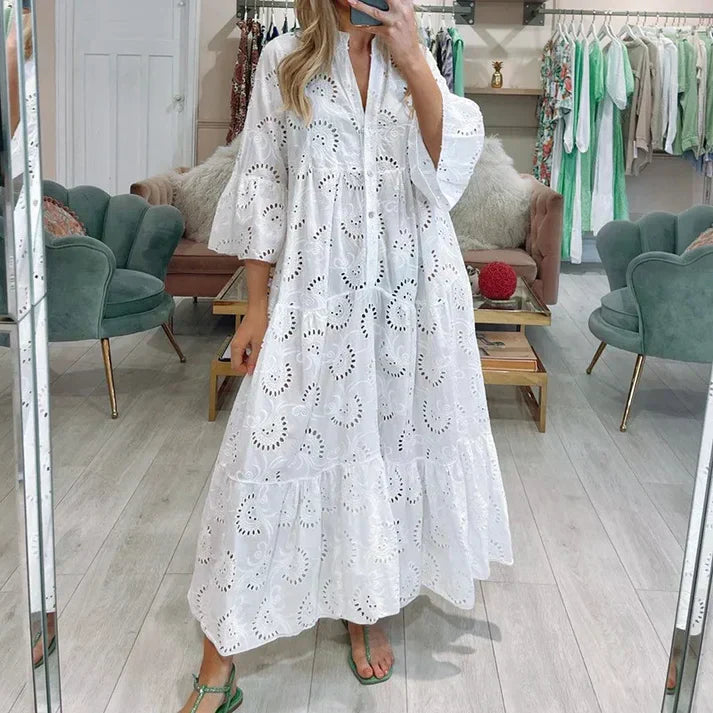 Drune | Elegantes Kleid mit Bestickten Ösen