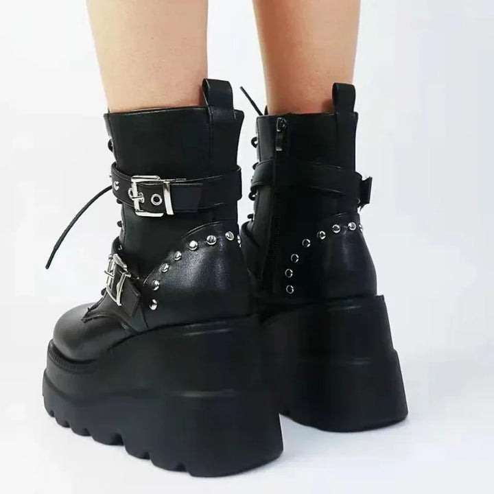 Drune | Mühelos Gothische Eleganz Stiefel